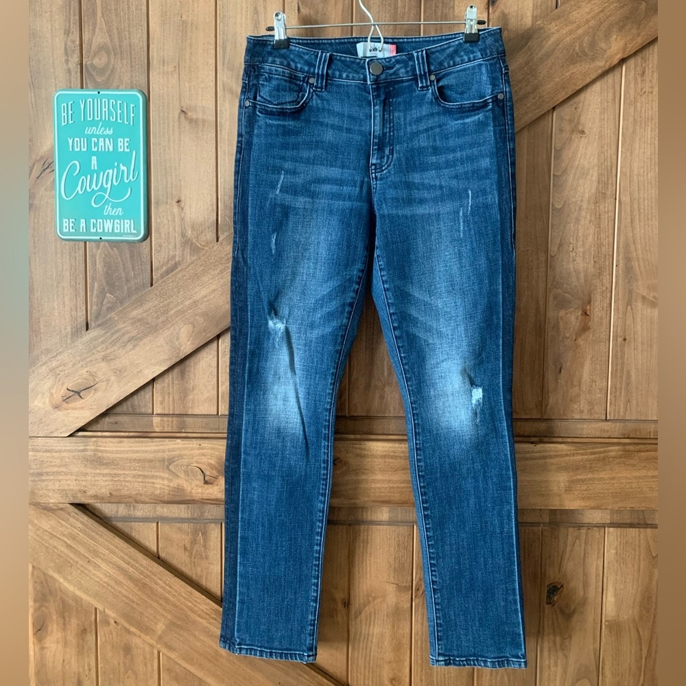 CAbi high straight jean. Tuxedo stripe. Excellent condition.